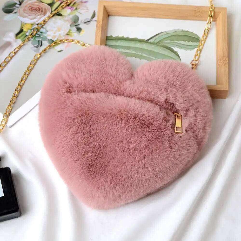 Heart Shaped Faux Fur for Women Girls Fluffy Shoulder Bag with Gold Chain Cute Soft Fuzzy Crossbody Purse Valentine's Day