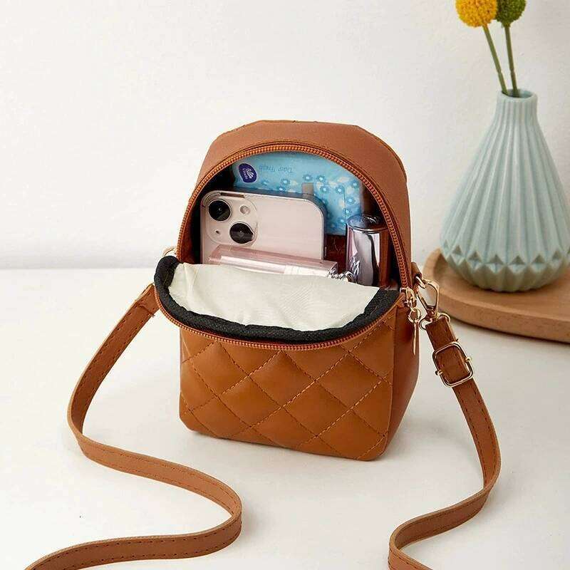 Fashion Mini Quilted Small for Women, Crossbody Phone Bag with Lock Design,Lightweight Zipper Closure, Outdoor Sport Purse XJ260129