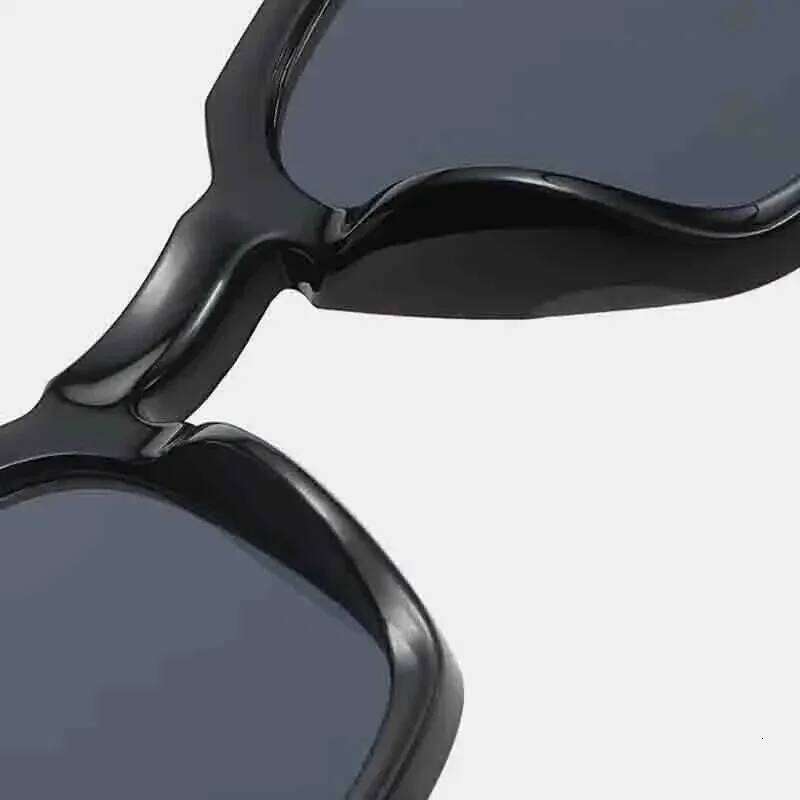 New Large Frame Square Sunglasses Women's Brand Designer Fashion Sun Glasses Classic Men's Vintage Eyewear UV400 Oculos De Sol H260129