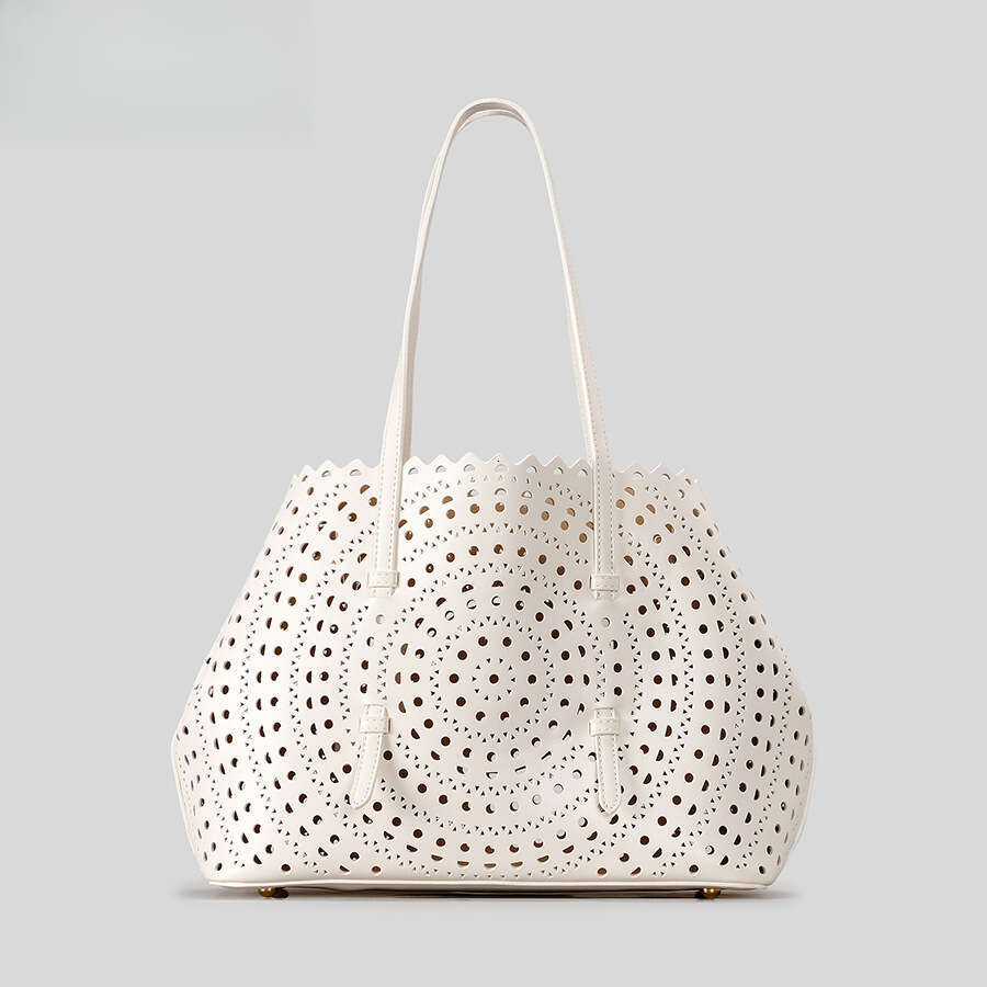 High End Heavy Duty Hollow Out Large Vegetable Basket Handbag European And American Style Carved Mother And Child Beach Shoulder Tote Bag For Women