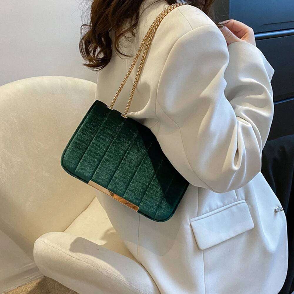 Fashionable Elegant Crossbody for Woman's, Simple Velvet Thread Chain Handbag, Casual Solid Color Shoulder Bag
