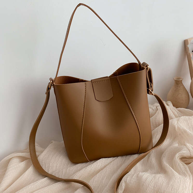 Bag Woman 2025 New Style Simple and Fresh Single Shoulder Bag Women's Bag Crossbody Bucket Bag S260129