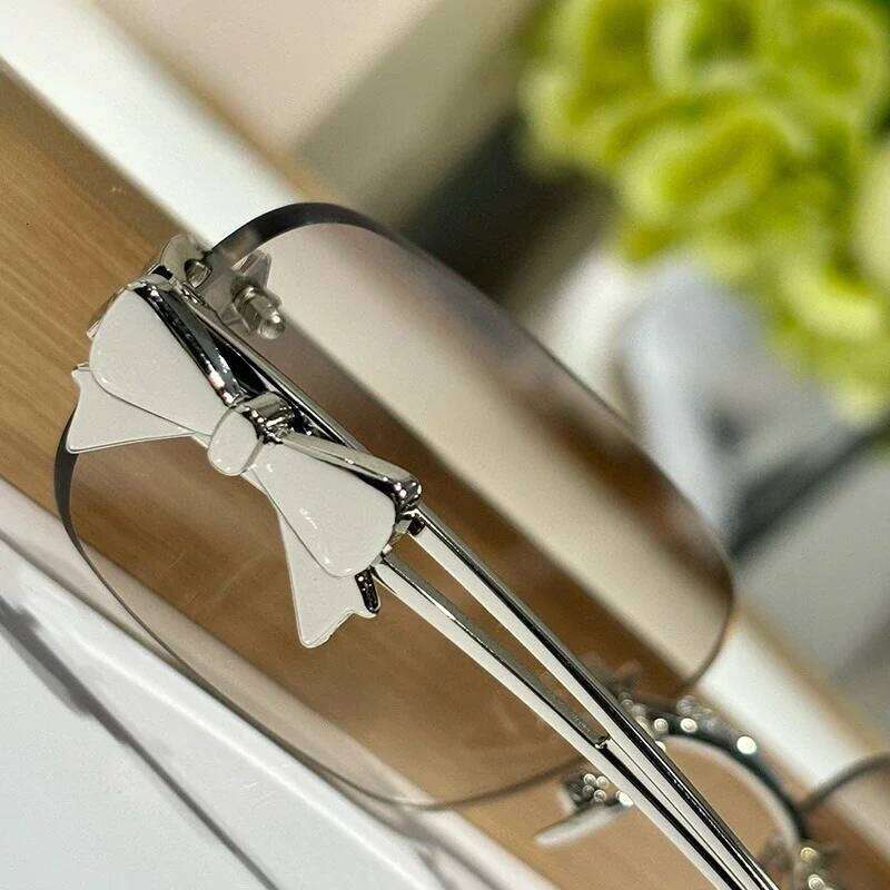 Ins New Fashion Y2k Rimless Sunglasses Women Luxury Brand Square Sun Glasses Personality Punk Eyeglasses Female Eyewear H260129