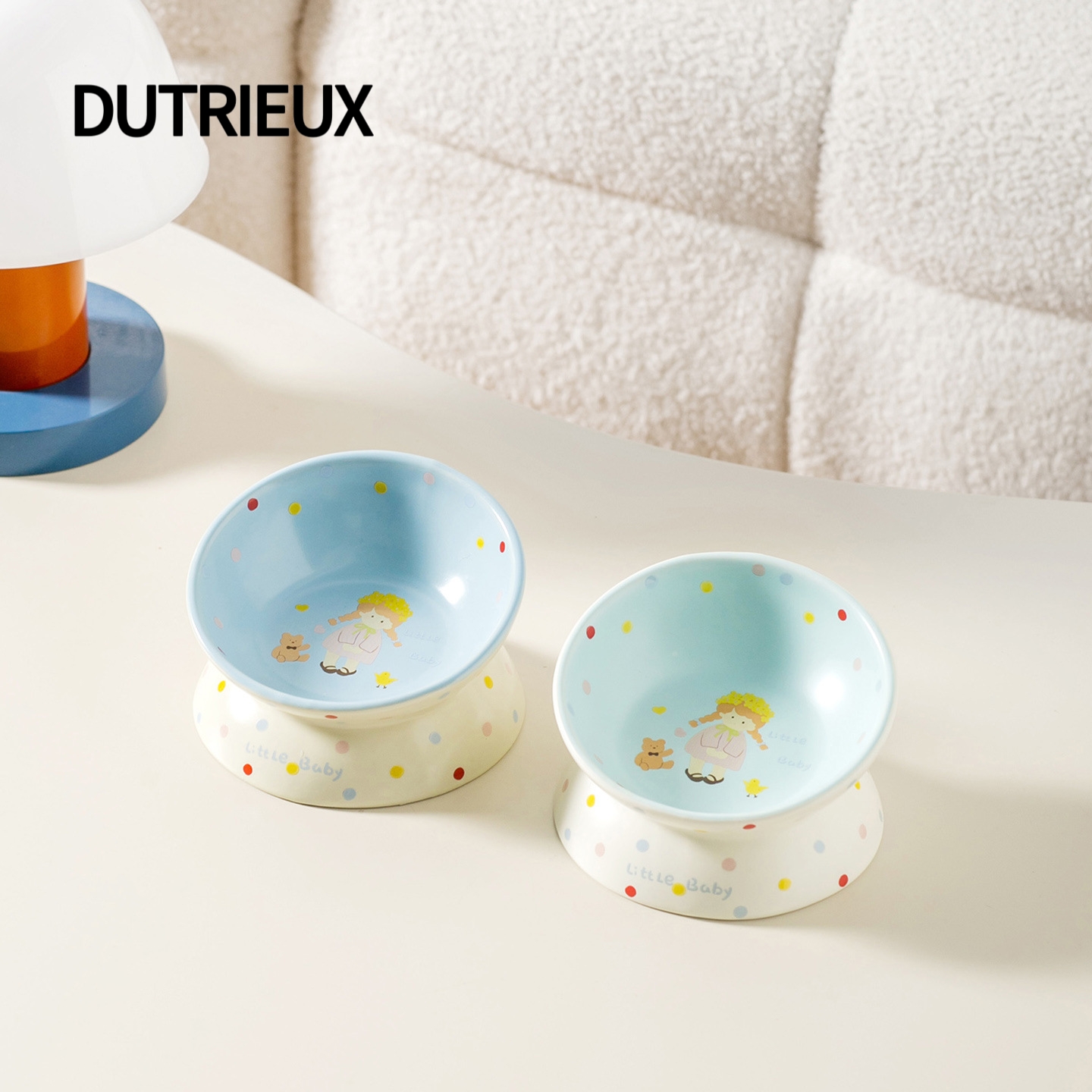 H2569 Ceramic cat food bowl with neck support, double bowl design to prevent tipping, automatic water replenishment, suitable for slow-eating and choking prevention.