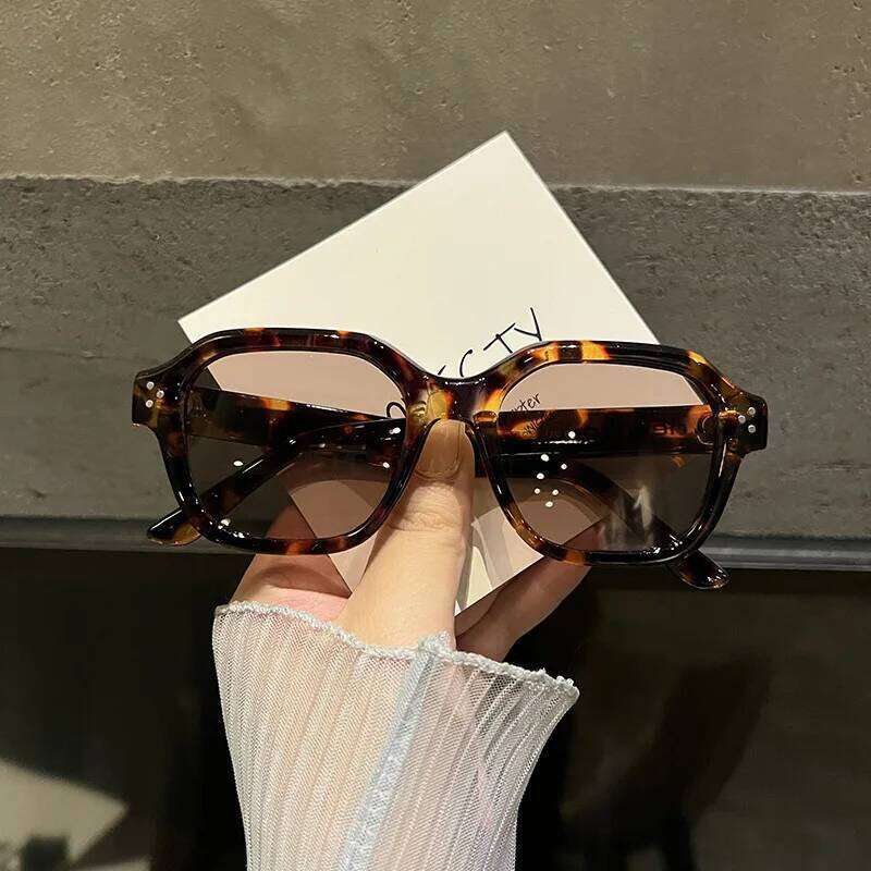 Vintage Small Square Sunglasses Men Women Retro Brand Designer Sun Unisex Ins Popular Shades Eyewear UV400 Glasses H260129