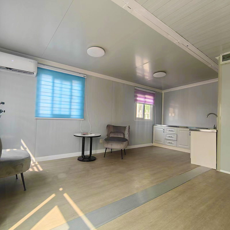High Quality Hurricane Proof Prefab Expandable Houses Prefab Foldable Double wings Container Homes With World Cup Fan Room