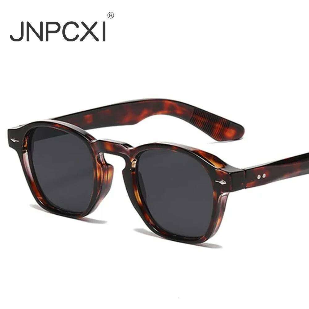 JNPCXI Retro Rivets Men Square Sunglasses Fashion Blue Green Trending Shades UV400 Women Clear Frame H260129