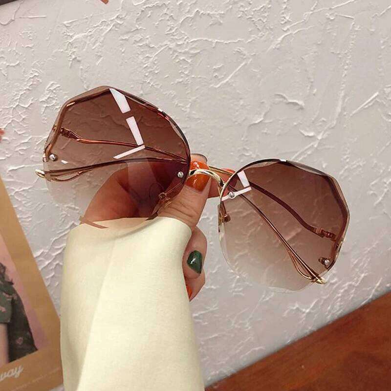 Irregular Round Sunglasses Woman Brand Designer Gradient Fashion Sun Glasses Female Rimless Metal Curved Temples Oculos De Sol H260129