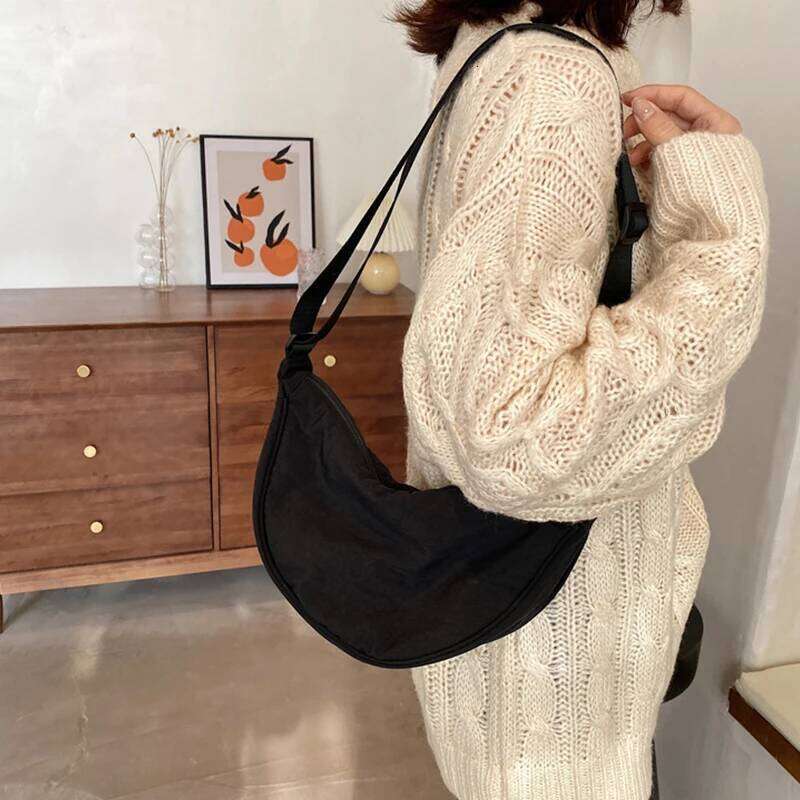 Yujia's same Korean style women's casual and stylish versatile shoulder dumpling bag, crossbody bag XJ260129