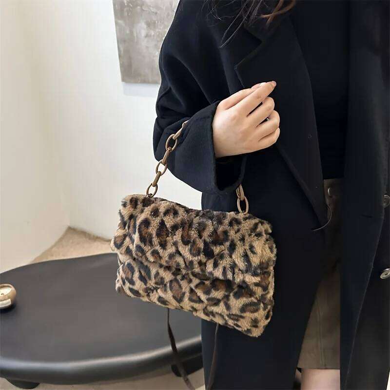 Korean-style ladies' autumn and winter plush crossbody bag, fashionable leopard print handbag, birthday gift XJ260129