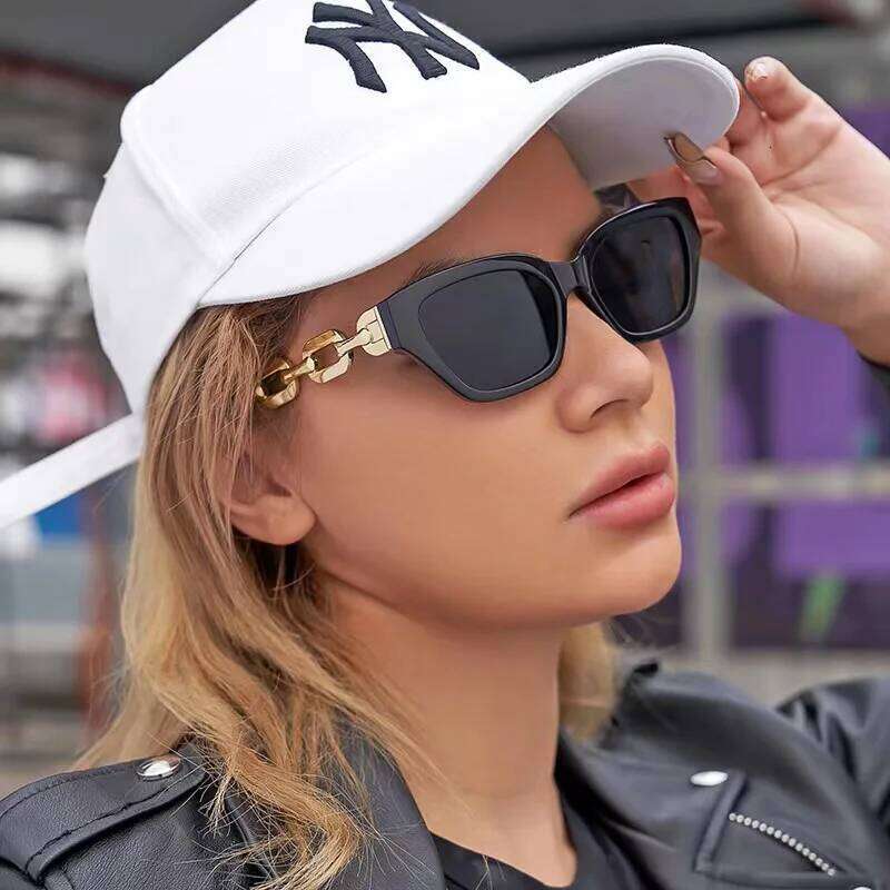 New Fashion Cat Eye Sunglasses Women Vintage Brand Designer Black Sun Glasses Female UV400 Golden Eyewear H260129