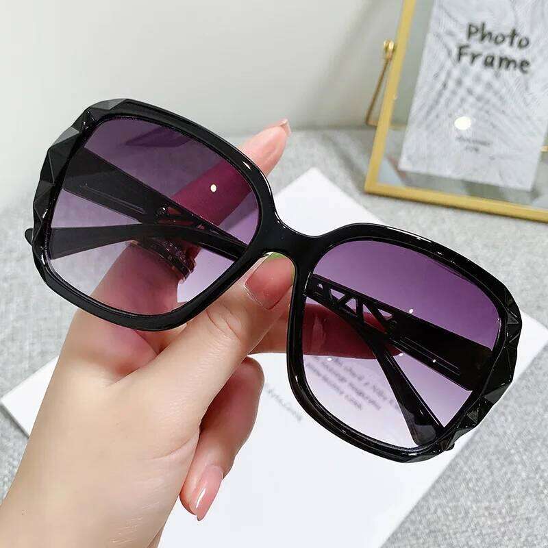 New Large Frame Square Sunglasses Women's Fashion Sun Glasses Women Classic Vintage Eyewear UV400 Oculos De Sol H260129