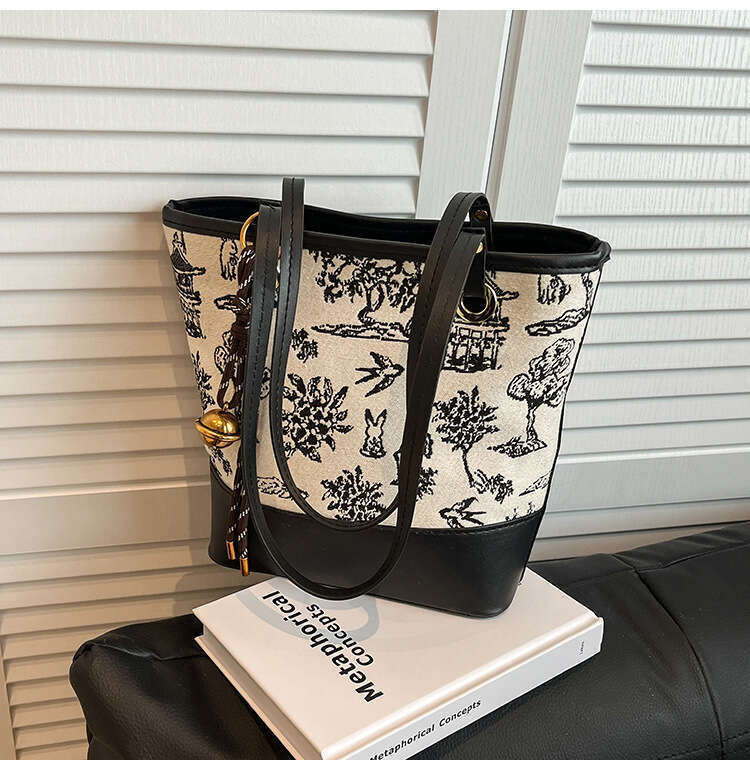 New Trendy Chinese Style Printed Women's Spring Fashionable Large Capacity Commuter Bucket Underarm Shoulder Bag Evergwish