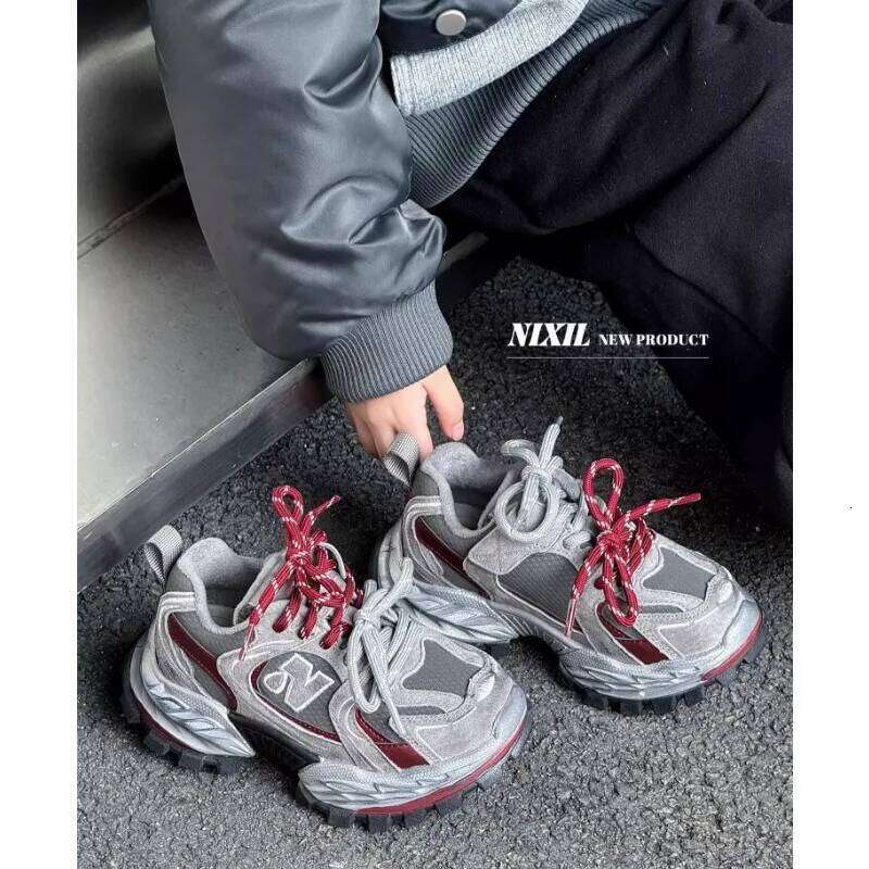2025 Winter New Children's Fashion Trend Fleece Casual Boys Lightweight Soft-soled Sports Girls Running Shoes Y260128