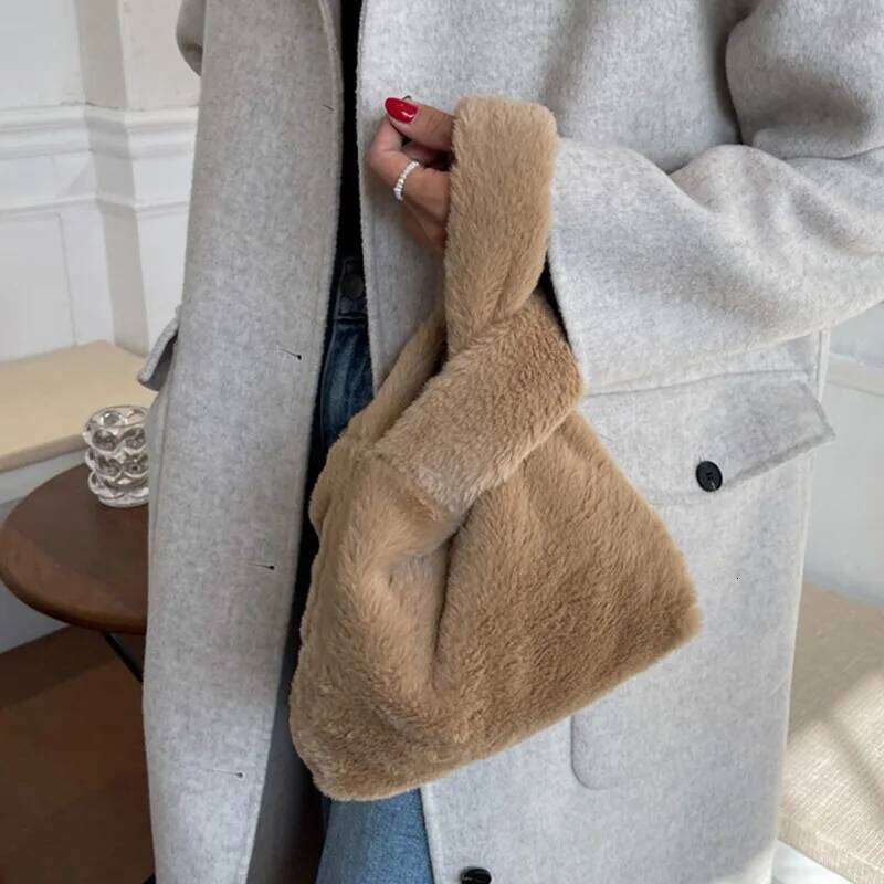Color Fluffy Solid Furry Bag For Outdoors Good Quality Winter Plush Fur Women Handbag XJ260129