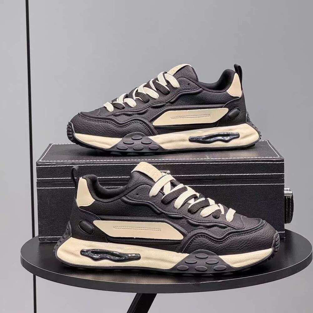 Men's 2025 Autumn New Versatile Trendy Thick-Soled Height-Increasing Wear-Resistant Ultra-Light Comfortable Fashion Casual Sneakers