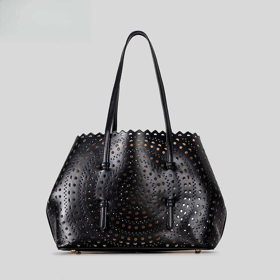 High End Heavy Duty Hollow Out Large Vegetable Basket Handbag European And American Style Carved Mother And Child Beach Shoulder Tote Bag For Women