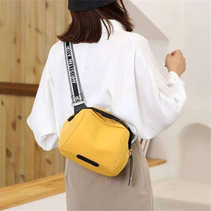 Trendy Korean Nylon Crossbody with Zipper Pocket Casual Stylish Shoulder Fashion Shell Bag Purse XJ260129
