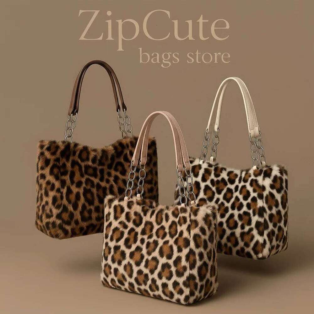 Versatile simple large-capacity 2025 new autumn and winter tide fashion leopard print plush tote bag atmospheric fluff shoul