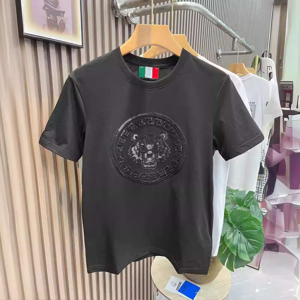 Summer New Men's Youth Embroidered Tiger Head Sequin Short T-Shirt Round Neck Trendy Slim Fit Half Sleeve