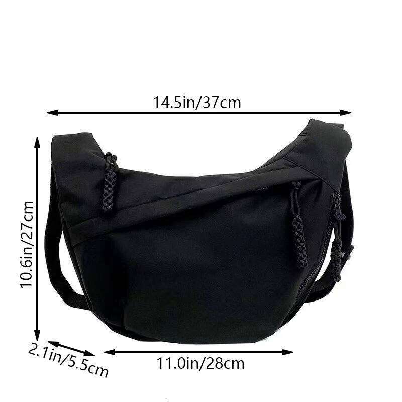 Neutral Style Shoulder Bag Men Women, Suitable for Casual Outings and Work Use Made of Nylon Material.