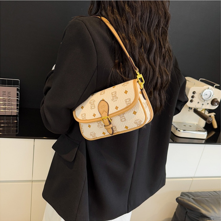 New style light luxury underarm bag, Fashion shoulder messenger bag, high-end ladies small square bag