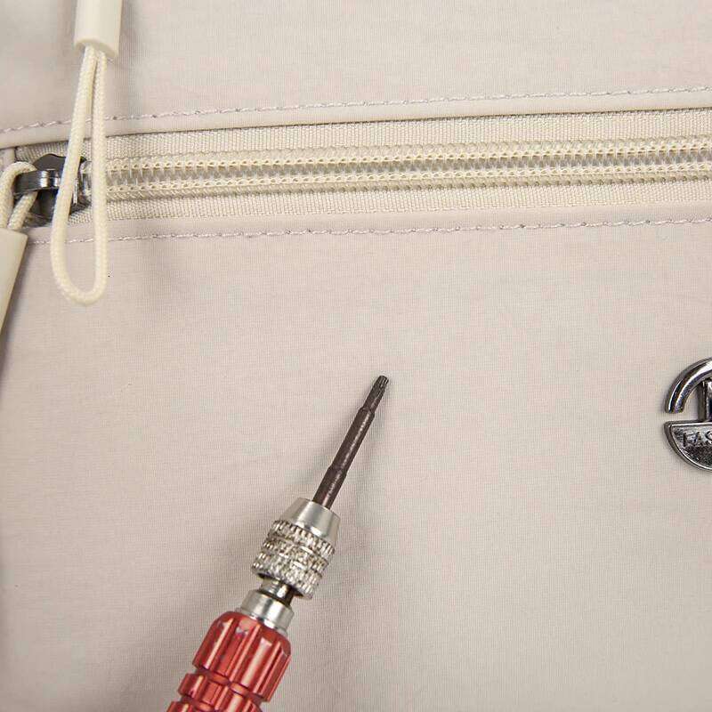 Luxury DesignerNylonCrossbody Bag for Women, Large Capacity Lightweight Handbag, Multi-Pocket Travel Purse with Adjustable Strap