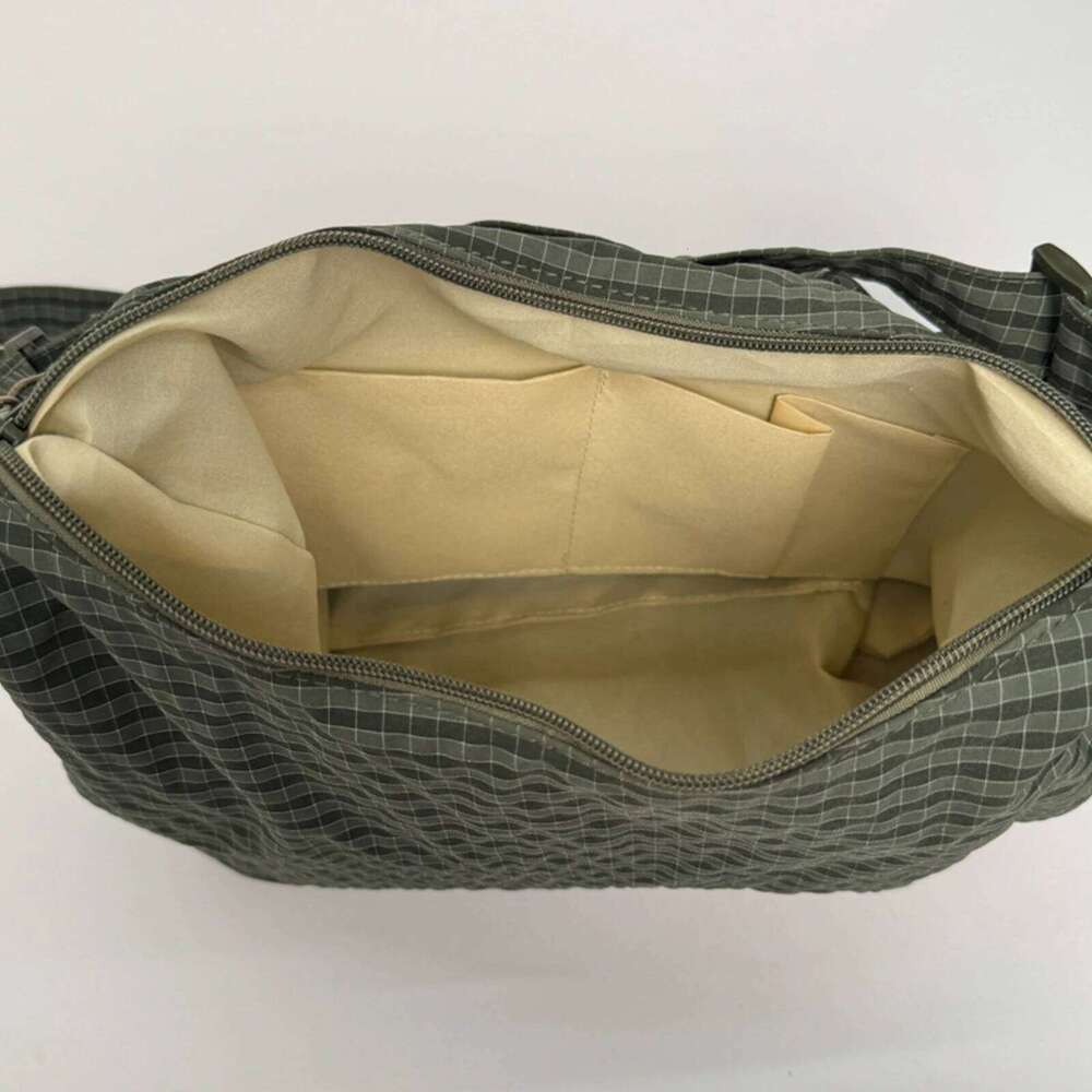 Women Checkered Sling Nylon Pleated Cloud Shoulder Large Capacity Stylish Plaid Tote Bag Shopping Date Handbag