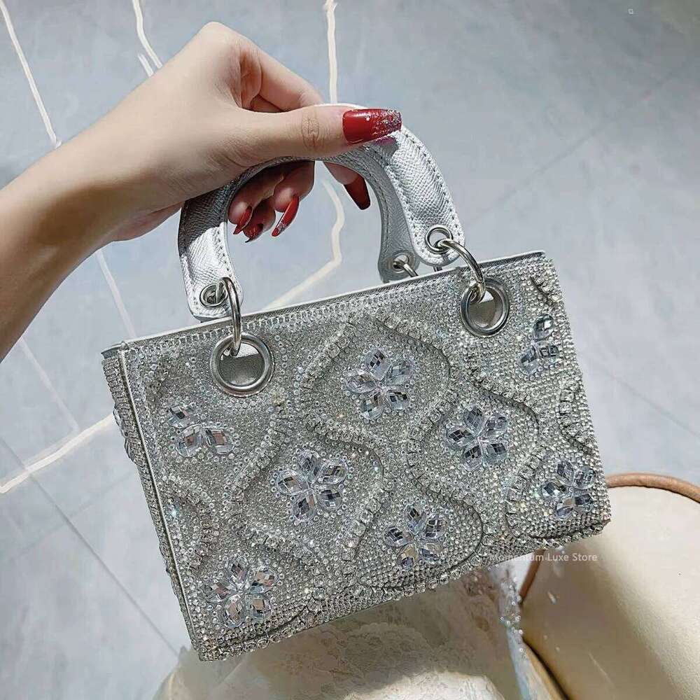 Hot Popular Luxury Women Shoulder Crossbody Bags Rhinestone Evening Fashion Handbag Diamond Decoration Clutch Long Chain Bag Pingshuo