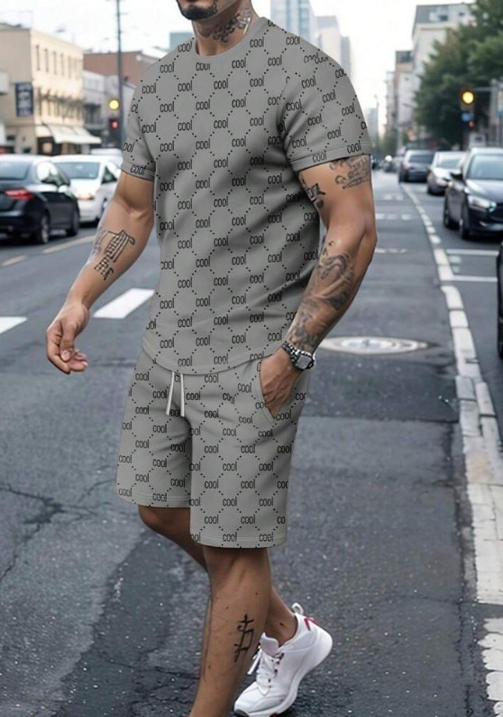 Luxury Brand Designer Clothes Plus Size Men's Short Sleeve Top And Shorts Printed Casual Sports Fashion Set European And American