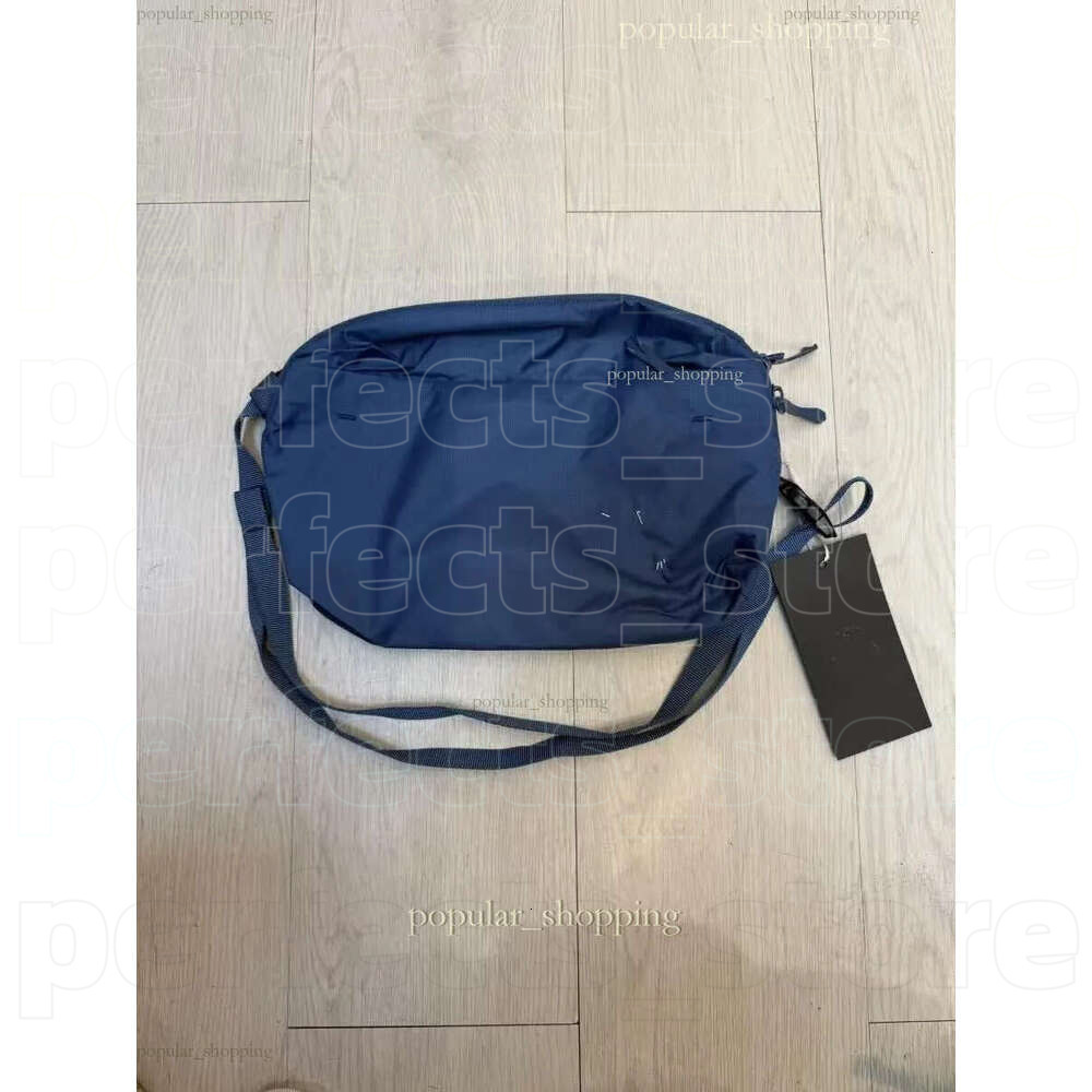 Arcteryxlis Bag Des… - image