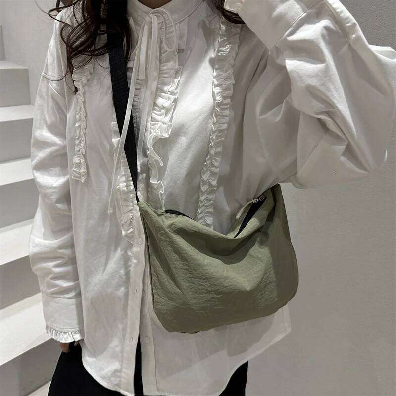 New Stylish Single-Shoulder - Solid Color Large Capacity Casual Fashionable Cross-Body Style Dumpling-Shaped Bag