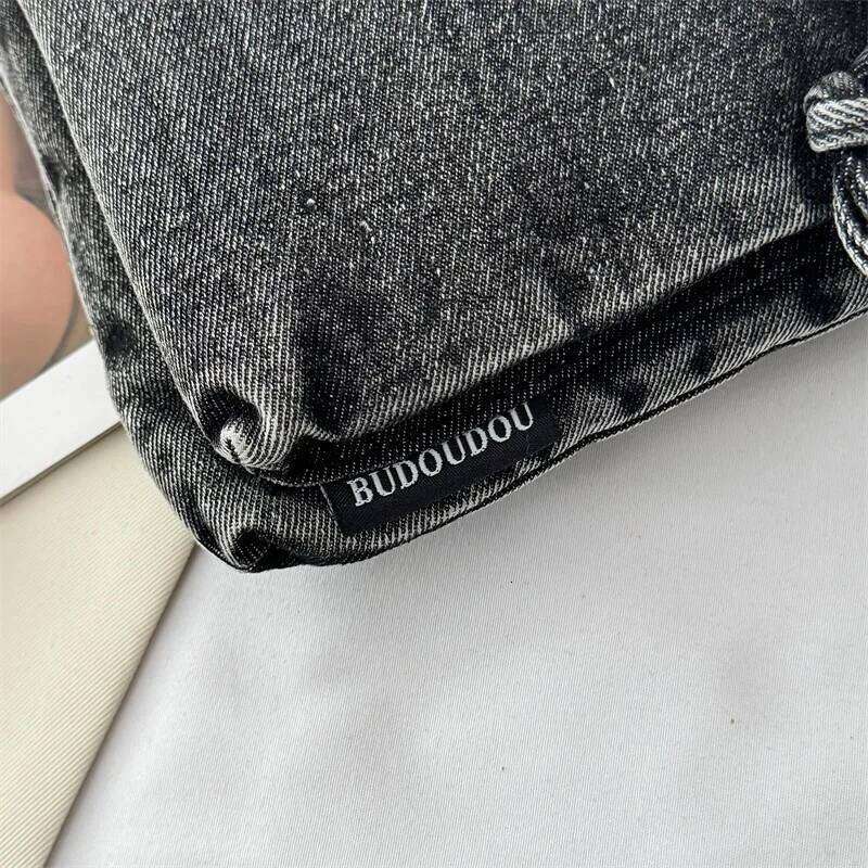 Stylish Denim Shoulder Bag for Women - 2025 New Design, Lightweight & Spacious, Crossbody Purse, Best Gift Idea XJ260129