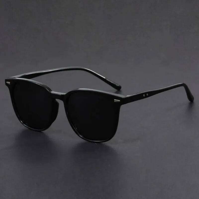 New Male And Female Ultralight Round Sunglasses Driving Fishing UV Polarized Fashion Sun UV400 Glasses H260129