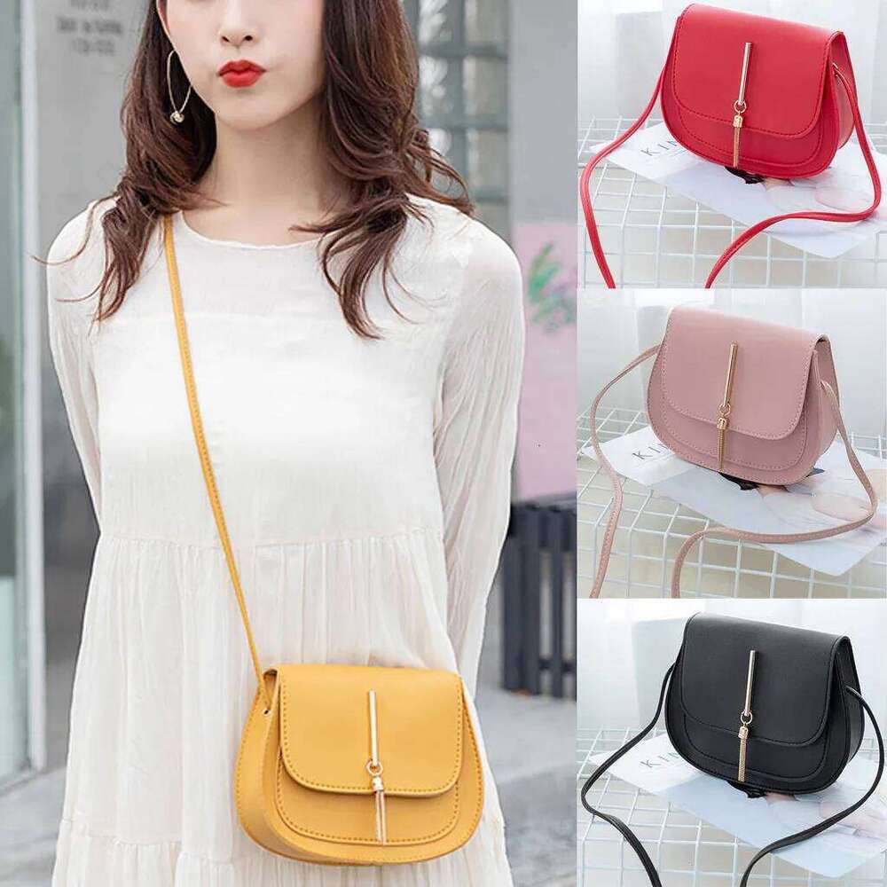 Fashion Ladies Simple Style Solid Color Tassel Leather Shoulder Messenger Trendy Saddle Bag Suitable For Daily Shopping XJ260129