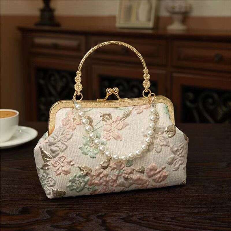 Luxury Shoulder Bag Hobo New Product Vintage Chinese Cheongsam with Hanfu Ma Mian Skirt Single Horizontal Bag Handheld Buckle Bag SENYY