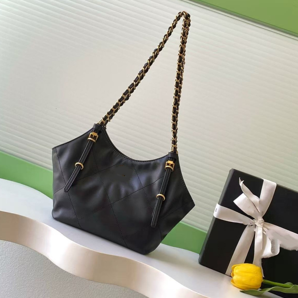 designer bag Mini totebag luxury bag shoulder bag 26C sac spring/summer new product soft calf leather suitable for daily commuting or leisure 6015 handbag