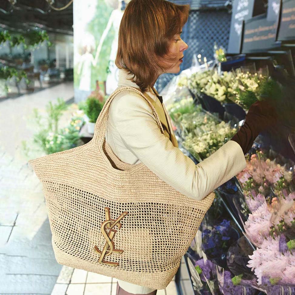 Hot Designer Bag Raffia Designer Bag Woven Straw Beach Bag with Tassel Detail Natural Raffia Shoulder Bag Luxury Vacation Tote for Women