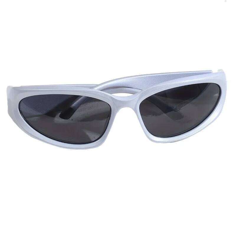 Cyberpunk Futuristic Glasses Tinted Lenses for Street Fashion Festive Events Unisex Men Women Festival Gear Edgy Style H260129