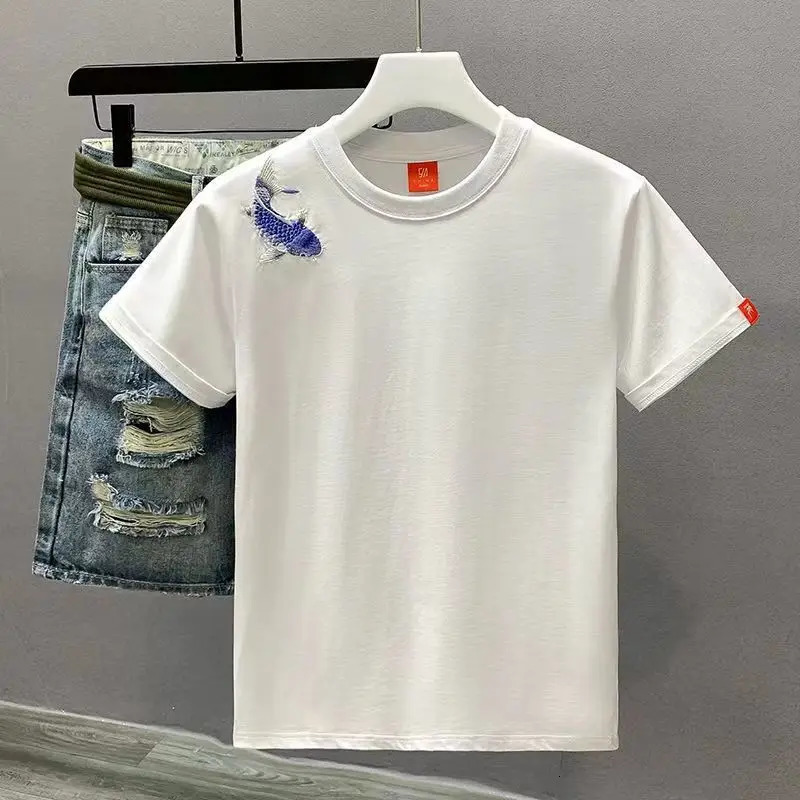 Summer Embroidered Fish Chinese Style Short-sleeved T-shirt Mens Trendy Top Casual Loose Fashion 260129