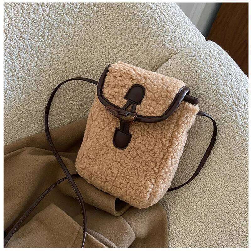 Women's Niche Design Ins Soft Lamb Plush Bag Cute Autumn Winter New Female Popular Explosion Simple Crossbody Phone Bags XJ260129
