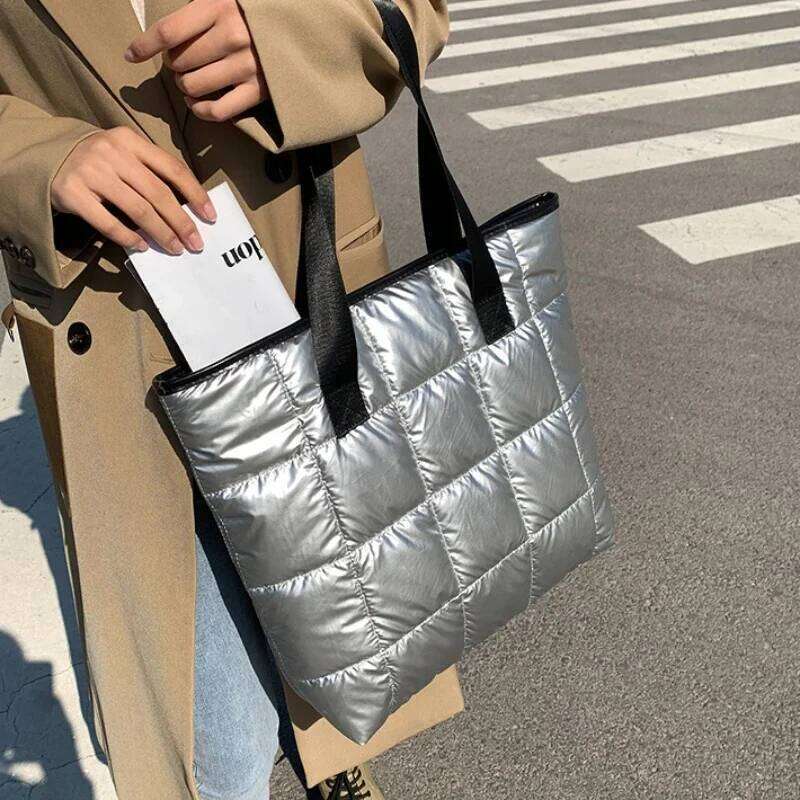 New Fashion Large Tote Padded Handbags Autumn Quilted Women Shoulder Bags Luxury PU Down Cotton Thread Crossbody Winter Bag XJ260129