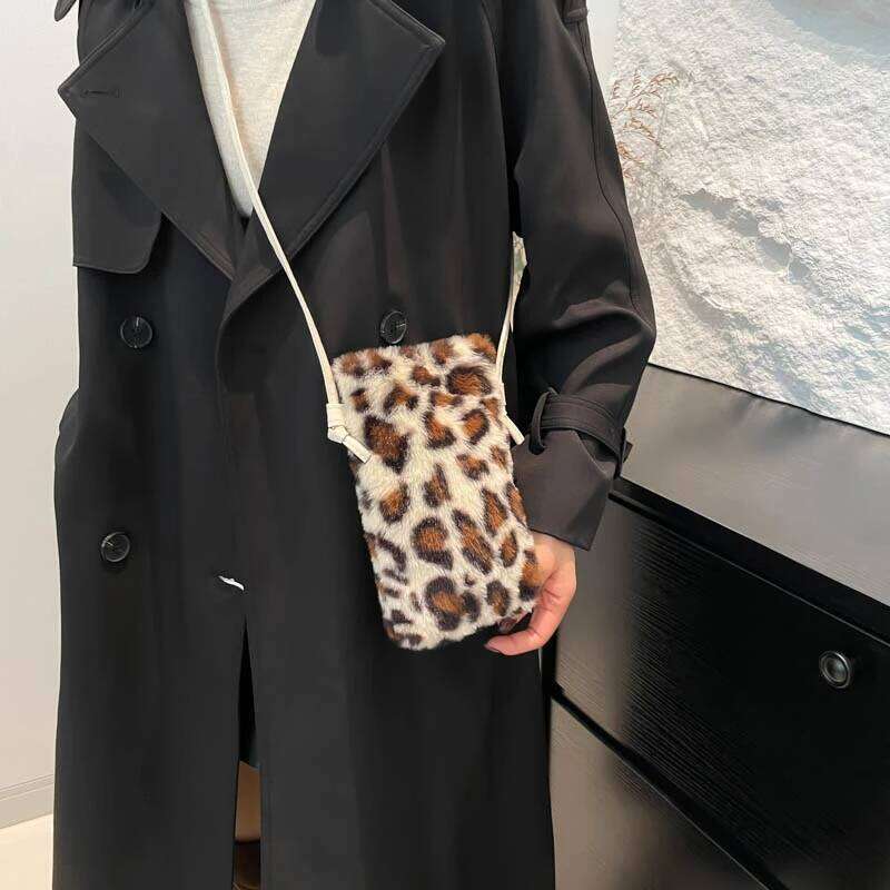 Fashion Women Cow Print Mini Shoulder Female Winter Plush Underarm Leopard Zebra Pattern Fluffy Tote Bags Small Purses