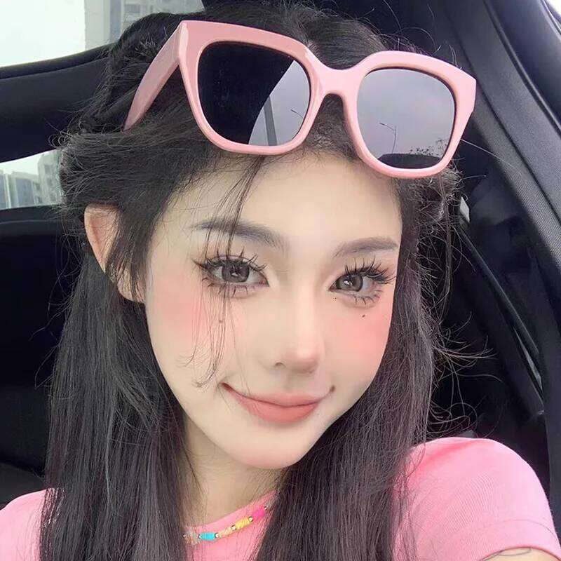 Lovely Cute Pink Sunglasses Women Brand Design Rectangle Square Men Sun Glasses Fashion Shades Female Male Eyewear 2025 H260129