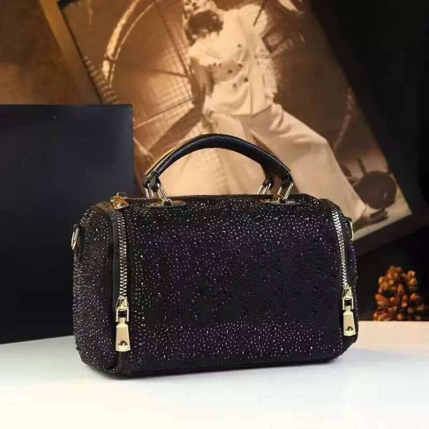 TAURUSCIAGA 2025 Women Retro Trendy Large Capacity Leopard Print Tote Luxury Creativity Women's Full Inlaid Diamond Handbags Shoulder Bag Niche T