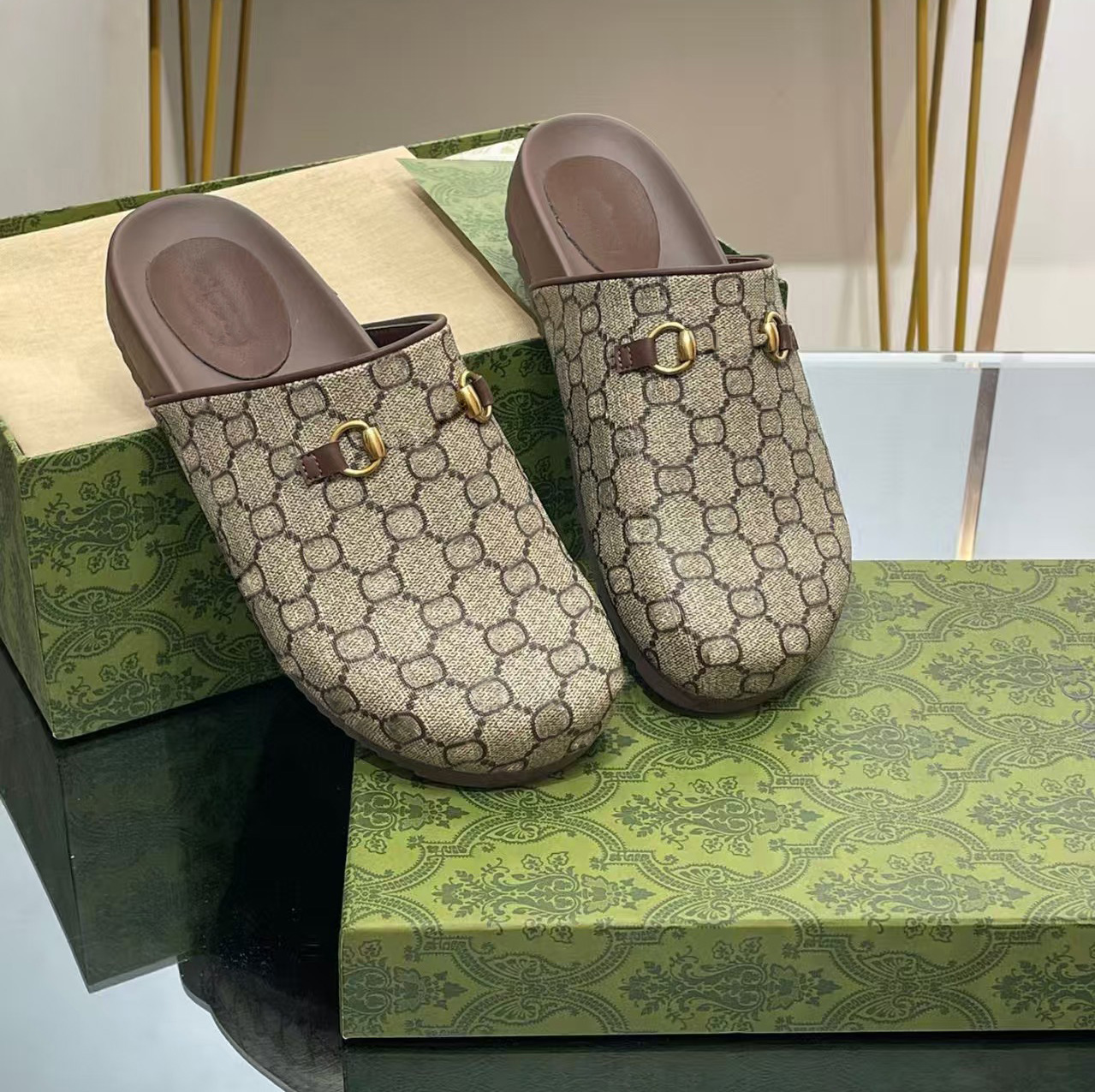 Designer Style Luxury Loafers Platform Ladies With Casual Rubber Cute Sunshine Beach Shoes Sandals Flip-Flops Slippers