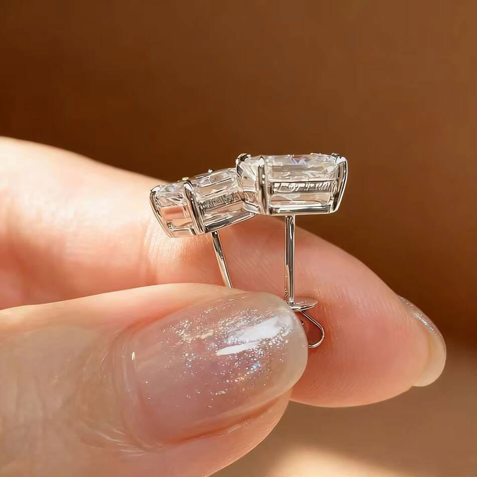 Fashion Jewelry Womens 18K Solid Gold Lab Grown Diamond Radiant Cut IGI Certified Earrings Wholesale Bulk Christmas Huacan