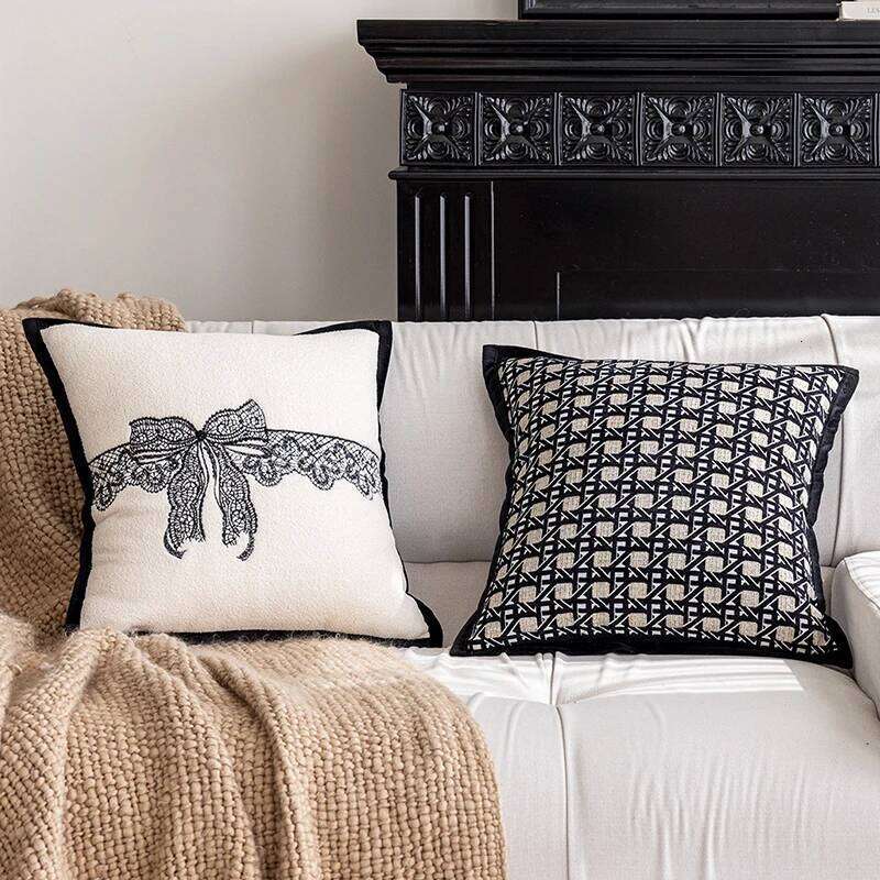 Luxury Black Sofa Cushion Cover Bow Embroidery Pillow Case Plaid Jacquard Pillowcase for Home Bed Living Room Decoration