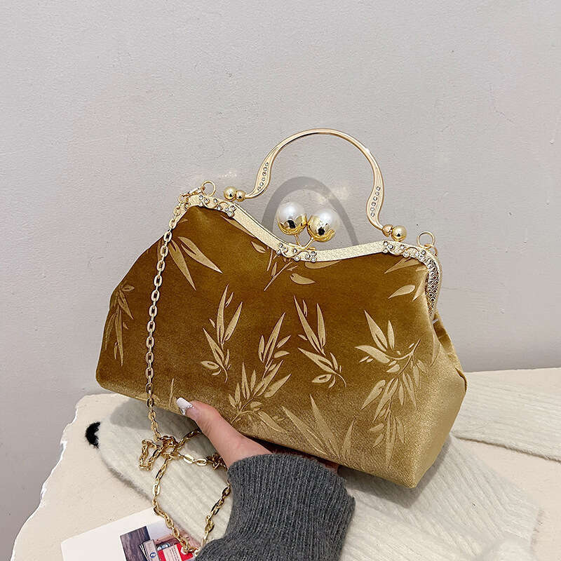New Velvet Women's Cross-Border Trade Clutch Handbag Shoulder Crossbody Cheongsam Artistic National Style Bag Evergwish