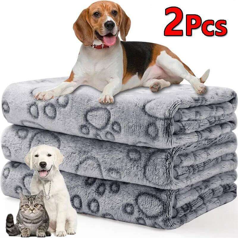 EFF 2PCS Soft Fluffy High Quality Cute Cartoon Pattern Paw Print Dog Pet Mat Warm and Comfortable Blanket for Cat Dogs 26W01130